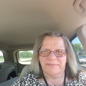 Meet your Posher, Diana